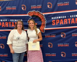 MDI Success at Work 2025 Recipient receiving scholarship